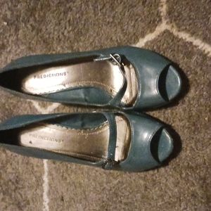 predictions heels, size,5 1/2, teal
